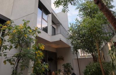 Modern Luxury Villa | 3BR + Maid | Pool View