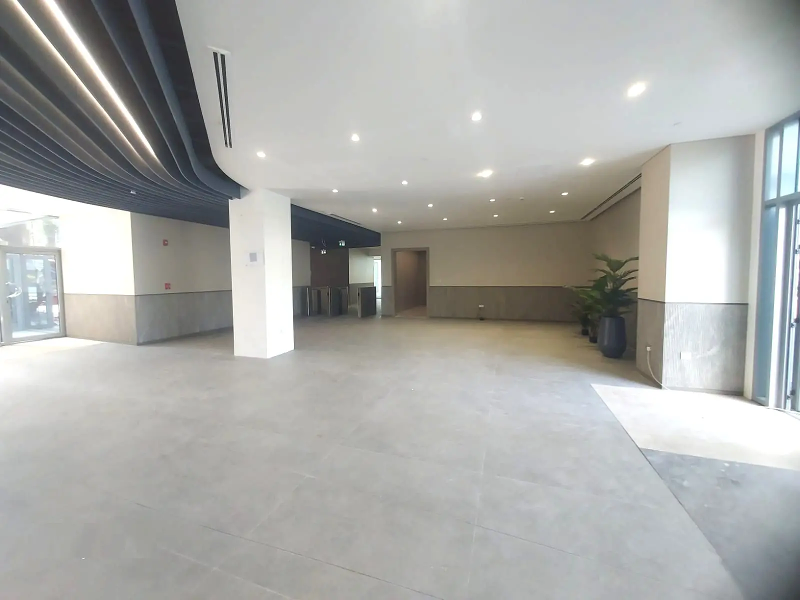 Multiple Offices // For MNCs // Technology Companies // Brand New